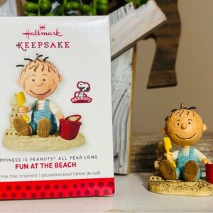 Retired Hallmark FUN AT THE BEACH Peanut’s Pigpen Keepsake Ornament